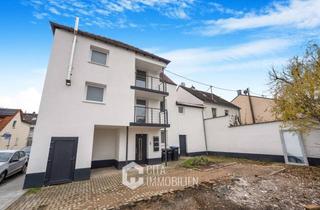 Mehrfamilienhaus kaufen in 65239 Hochheim, Hochheim am Main: Kernsaniertes Mehrfamilienhaus mit 3 Einheiten, ca. 5,3 % Rendite | Leerstehend