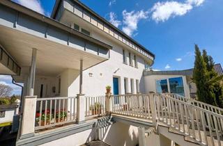 Haus kaufen in 53567 Asbach, Exklusives Architektenhaus im Zentrum von Asbach – Wohnen, Wellness & Arbeiten perfekt vereint
