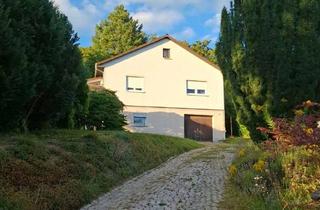 Einfamilienhaus kaufen in 76327 Pfinztal, Haus am Hang:Einfamilienhaus mit großzügigem Garten und viel Potenzial