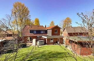 Haus kaufen in 24398 Karby, Refugium in Zentrumslage: Vielfältiges EFH mit ELW auf eingewachsenem Grundstück