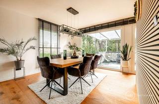 Einfamilienhaus kaufen in 53773 Hennef, MANNELLA *Designorientiertes Wohnen mit Weitblick* exklusiv saniertes Einfamilienhaus