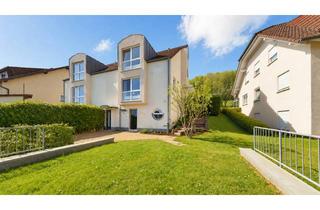 Haus kaufen in 36119 Neuhof, Nur 10 Minuten nach Fulda – Ruhig wohnen in moderner DHH mit Einliegerwohnung und großem Garten