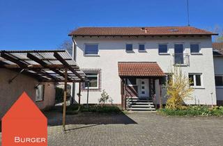 Haus kaufen in 75443 Ötisheim, Sehr interessant - eine DHH für zwei Familien mit zusätzlichem Bauplatz-Potenzial in Ötisheim