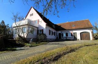 Haus kaufen in 91617 Oberdachstetten, Herrschaftliches Anwesen am Ortsrand auf großzügigem Grundstück