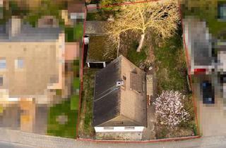 Grundstück zu kaufen in 51143 Langel, Köln-Langel: Schönes Baugrundstück mit Altbestand in gewachsener Wohnlage!