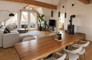 Wohnung mieten in 77704 Oberkirch, Helle, frisch sanierte 139 qm DG-Wohnung mit Kamin, 2 Balkonen & Stellplätzen