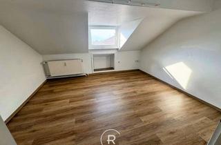 Wohnung mieten in Bayreuther Straße 29, 90489 Wöhrd, Charmante 1,5-Zimmer-Wohnung im Dachgeschoss