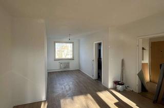 Wohnung mieten in Danziger Straße 54, 33605 Stieghorst, Frisch renovierte 4-Zimmer-Wohnung mit Balkon
