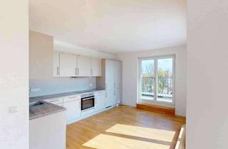 Wohnung mieten in Georg-Klingenberg-Straße 21, 10318 Karlshorst, Wohnen mit Anspruch: 4 Zimmer, Terrasse & zwei Bäder