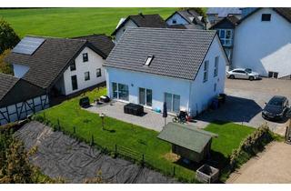 Haus kaufen in 55469 Oppertshausen, Neubau 2023: KfW 55 - A+ Haus mit Wärmepumpe, Lüftungsanlage und BORA - BOSCH Einbauküche