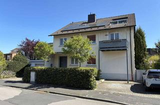 Haus kaufen in 51427 Bergisch Gladbach, Refrath: Attraktives, offen gestaltetes Stadthaus in Bergisch Gladbach