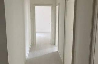 Immobilie mieten in Haunstetter Straße 22, 86161 Hochfeld, Helles WG-Zimmer im Bismarckviertel – 3er-WG mit großem Wohnzimmer (Top Lage)