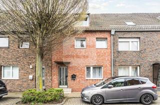 Haus kaufen in 50354 Hürth, Reihenmittelhaus mit großzügigem Grundstück und vielseitigem Entwicklungspotenzial in Hürth-Gleuel!