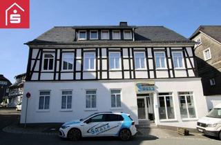 Mehrfamilienhaus kaufen in 57392 Schmallenberg, Top Mehrfamilienhaus mit Ladenlokal in Bad Fredeburg
