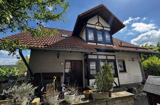 Einfamilienhaus kaufen in 34311 Naumburg, Einfamilienhaus mit Einliegerwohnung und Doppelgarage in ruhiger Lage von Naumburg!