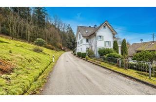 Haus kaufen in 76530 Baden-Baden, Gepflegtes Zweifamilienhaus mit 1.400 m² Grundstück, Baden-Baden-Ebersteinburg