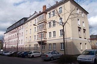 Wohnung mieten in Hans-Sachs-Straße 31, 09126 Chemnitz, Großzügige 2-Zimmer mit Laminat und Wannenbad in guter Lage