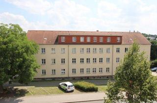 Wohnung mieten in Altenburger Straße 118, 07546 Gera, Großzügige, helle 3-Raum Wohnung mit Balkon in Leumnitz!