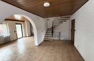Einfamilienhaus kaufen in 66806 Ensdorf, Ensdorf - Gepflegtes Einfamilienhaus in Sackgassenlage am Waldrand in 66806 Ensdorf zu verkaufen