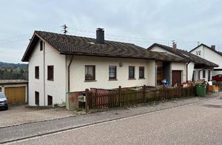 Haus kaufen in 76359 Marxzell, Marxzell - Mehrgenerationenhaus mit Schwarzwald-Panoramablick