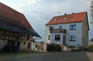 Einfamilienhaus kaufen in 35288 Wohratal, Wohratal - Bauernhaus mit Scheune, Nebengebäuden, Hof u. Gartenflächen