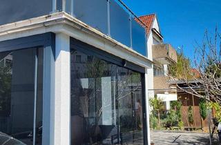 Mehrfamilienhaus kaufen in 70439 Stuttgart, Stuttgart - Traumhaus mit 3 Wohneinheiten