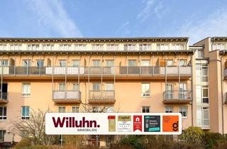 Wohnung kaufen in 06667 Weißenfels, Wohnen mit Komfort: 3-Raumwohnung mit Parkett, 2 Balkonen & Tiefgarage