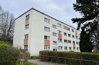 Wohnung kaufen in Ostring, 65824 Schwalbach, Renovierungsbedürftige 3-Zi. Wohnung in Schwalbach
