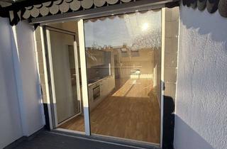 Wohnung kaufen in Falkenhagener Str. 57, 13585 Spandau, Bezaubernde DG-Wohnung - neu saniert