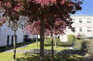 Wohnung kaufen in 85077 Manching, Tolle Gartenwohnung mit Terrasse, Aufzug, TG-Stellplatz & Einbauküche