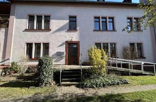 Wohnung kaufen in 56170 Bendorf, Solide 2-ZKB-Eigentumswohnung in Bendorf – EG, bezugsfrei, mit Einbauküche