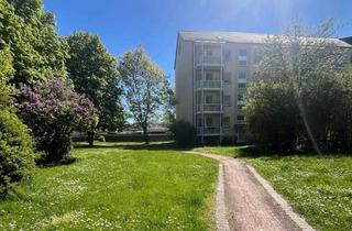Wohnung mieten in Salzer Str. 10, 39240 Calbe, Attraktive 2-Zimmer-Wohnung mit Balkon und Fahrstuhl