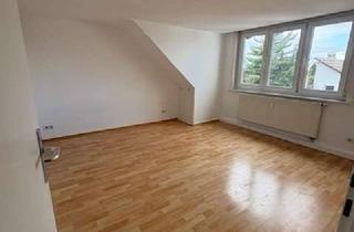 Wohnung mieten in Ludwigstraße 19, 63263 Neu-Isenburg, Frisch gestrichene 2-Zimmer-Dachgeschosswohnung