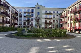 Wohnung mieten in Clara-Zektin-Straße 33b, 01159 Löbtau-Süd, EBK, Balkon, Parkett, TG: sanierter Altbau im Erstbezug!