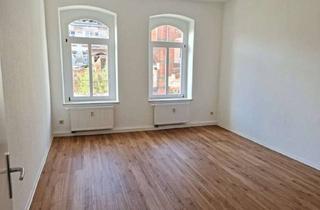 Wohnung mieten in Vettersstraße, 09126 Bernsdorf, +++ Große, preisgünstige 3-Zimmer-Wohnung mit Balkon in Nähe der Uni +++