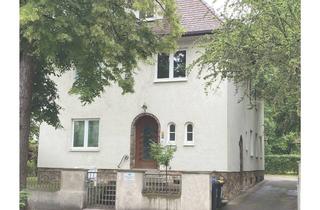 Wohnung mieten in Trierer Straße 61, 99423 Westvorstadt, Stilvolle 2-Zimmer-Dachgeschosswohnung in Weimar