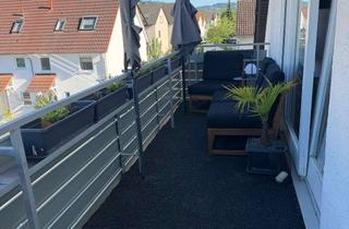 Wohnung mieten in 69469 Weinheim, Tageslichtdurchflutet 3,5-Zimmer-Dachgeschosswohnung mit Balkon und Einbauküche
