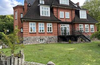 Wohnung mieten in Thiessensweg 18, 24837 Schleswig, Geräumige 4 Zi. Wohnung (1. OG) in repräsentativer Villa nahe Schloss