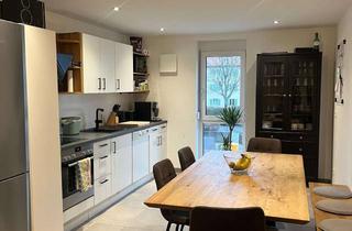 WG-Zimmer mieten in Landshuter Straße 74c, 93053 Kasernenviertel, Helles Zimmer in 4er-WG