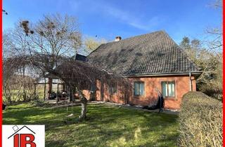 Haus kaufen in 26939 Ovelgönne, Ehemaliges Pfarrhaus auf großem Grundstück