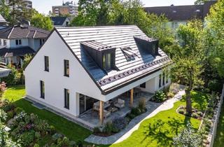 Haus kaufen in 85774 Unterföhring, Nachhaltige Architektur in Perfektion: Neubau-EFH mit top Energieeffizienz A+ (provisionsfrei)