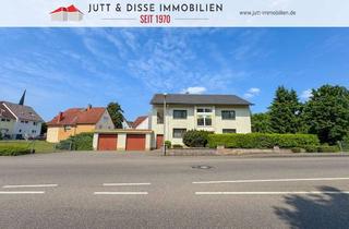 Haus kaufen in 76437 Rastatt, Gepflegtes 2 Familienhaus mit 2 Garagen und Balkon in Rastatt-Niederbühl
