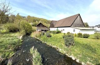 Haus kaufen in 58802 Balve, Historischer Resthof mit Bauerngarten – Freiraum für Familien und Tierliebhaber