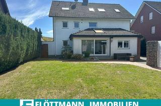 Haus kaufen in 33758 Schloß Holte-Stukenbrock, Top-Investment in Schloß Holte – Dreifamilienhaus mit Seltenheitswert