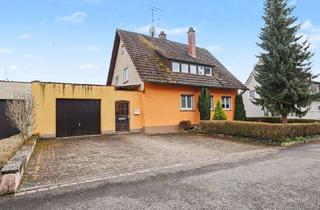 Einfamilienhaus kaufen in 78224 Singen, Einfamilienhaus mit großem Grundstück und viel Potenzial in Singen/Schlatt