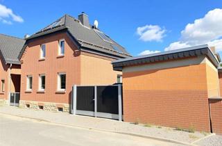 Einfamilienhaus kaufen in Heinrich-Heine-Str., 39356 Weferlingen, Vollsaniertes Einfamilienhaus mit Garten, Einbauküche und Nebengelass in Weferlingen! Ab sofort!