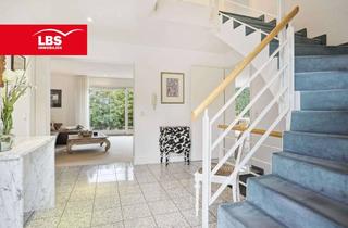 Einfamilienhaus kaufen in 40593 Urdenbach, Wohnen mit Stil und Substanz – Exklusives Einfamilienhaus mit Koi-Teich!
