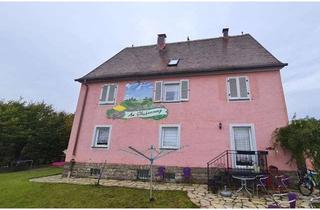 Mehrfamilienhaus kaufen in 91620 Ohrenbach, Mehrfamilienhaus mit Garage und viel Grünfläche zu verkaufen!