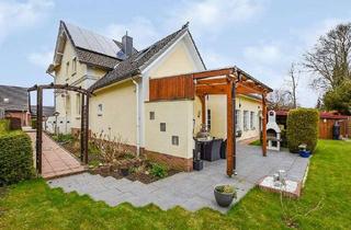 Villa kaufen in 23867 Sülfeld, Elegante Jugendstilvilla mit großzügigem Raumangebot, schönem Garten und viel Charme!