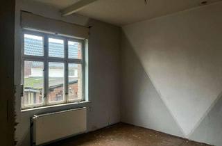 Haus kaufen in 06385 Aken, Attraktives Sanierungsobjekt : Stadthaus in schöner Lage